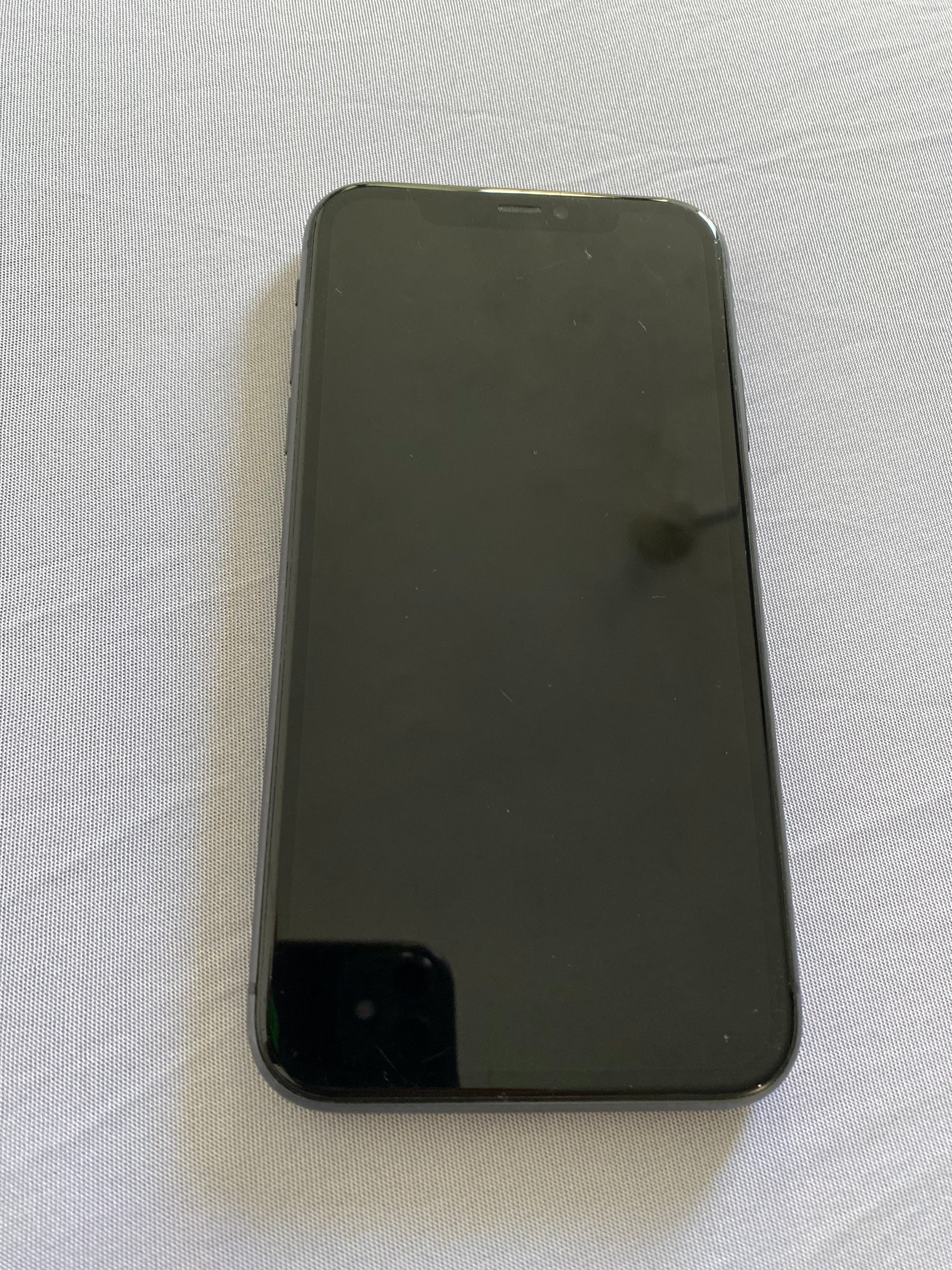 Apple iPhone 11 - Grado B (7/10)