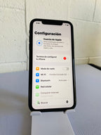 iPhone 11 - Condición Seminueva (Batería 100%)